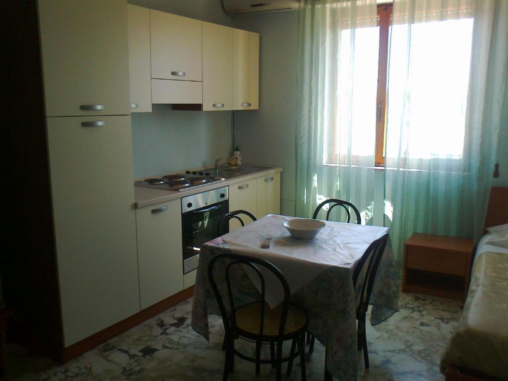 Hotel L'Approdo Бриндизи Номер фото