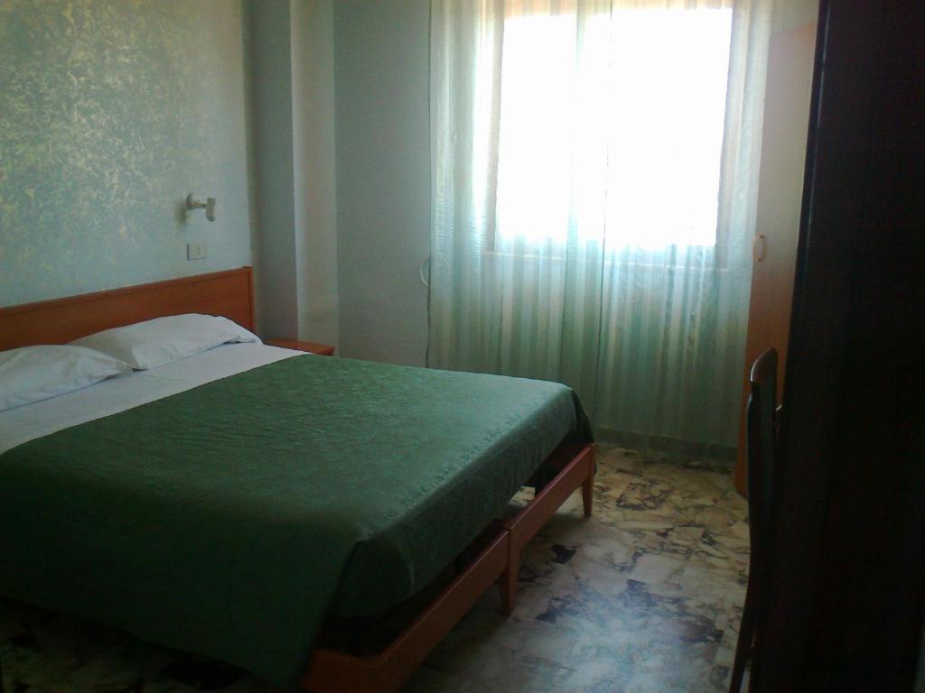 Hotel L'Approdo Бриндизи Номер фото