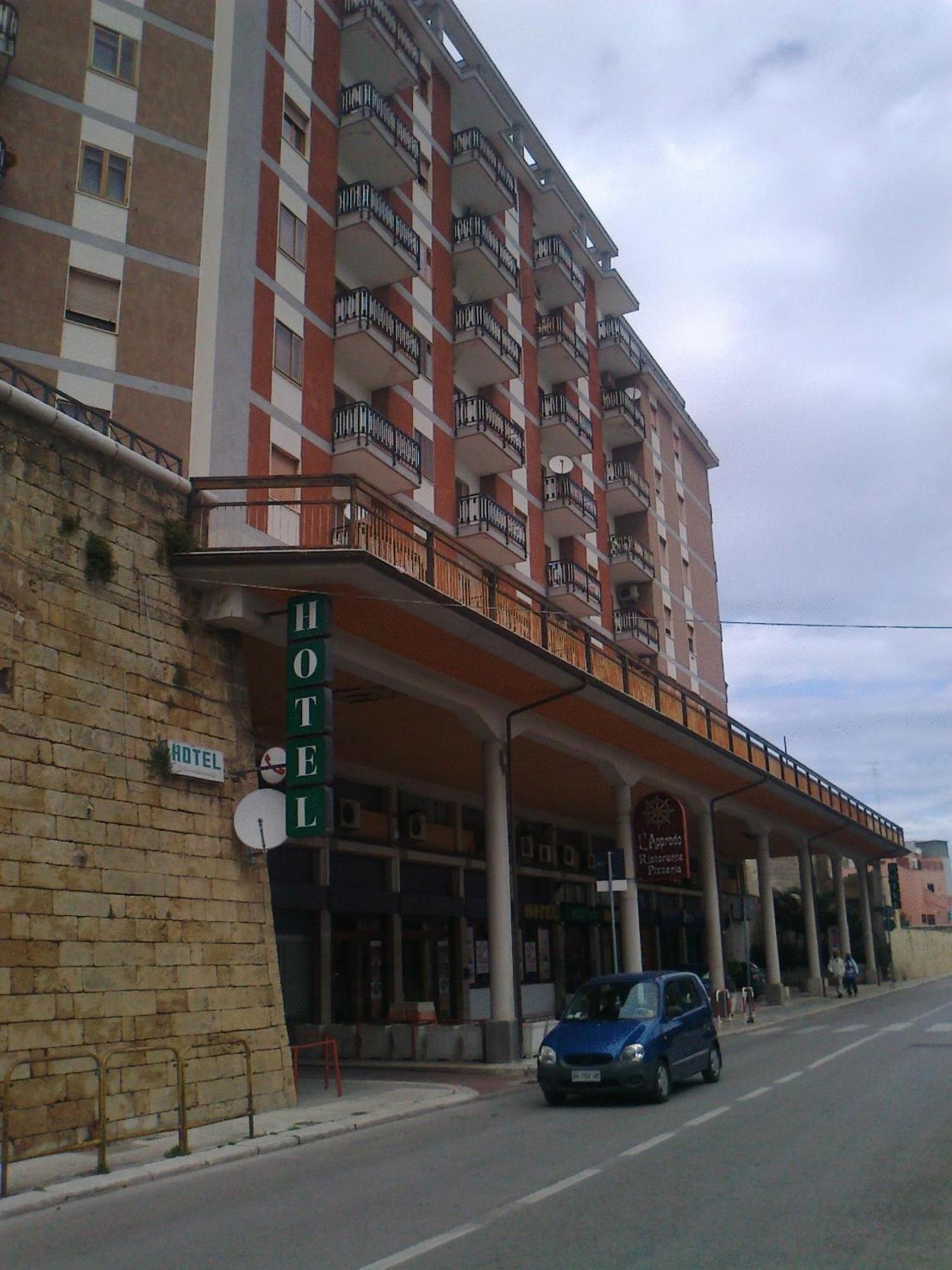 Hotel L'Approdo Бриндизи Экстерьер фото